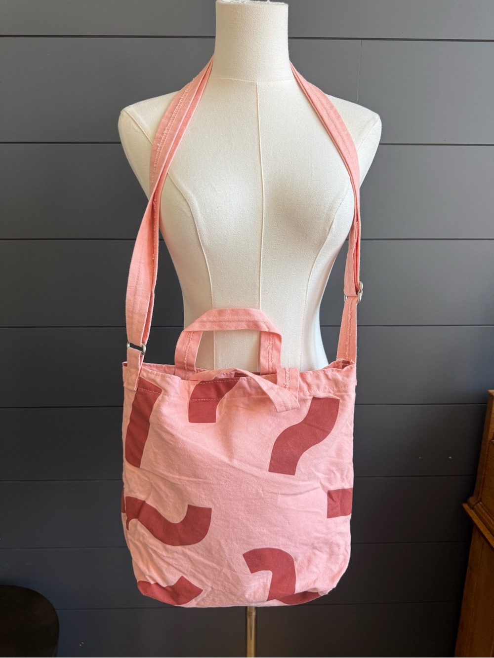 Talking out of Turn Pink/Peach Graphic Cotton Canvas Tote with Adjustable Strap